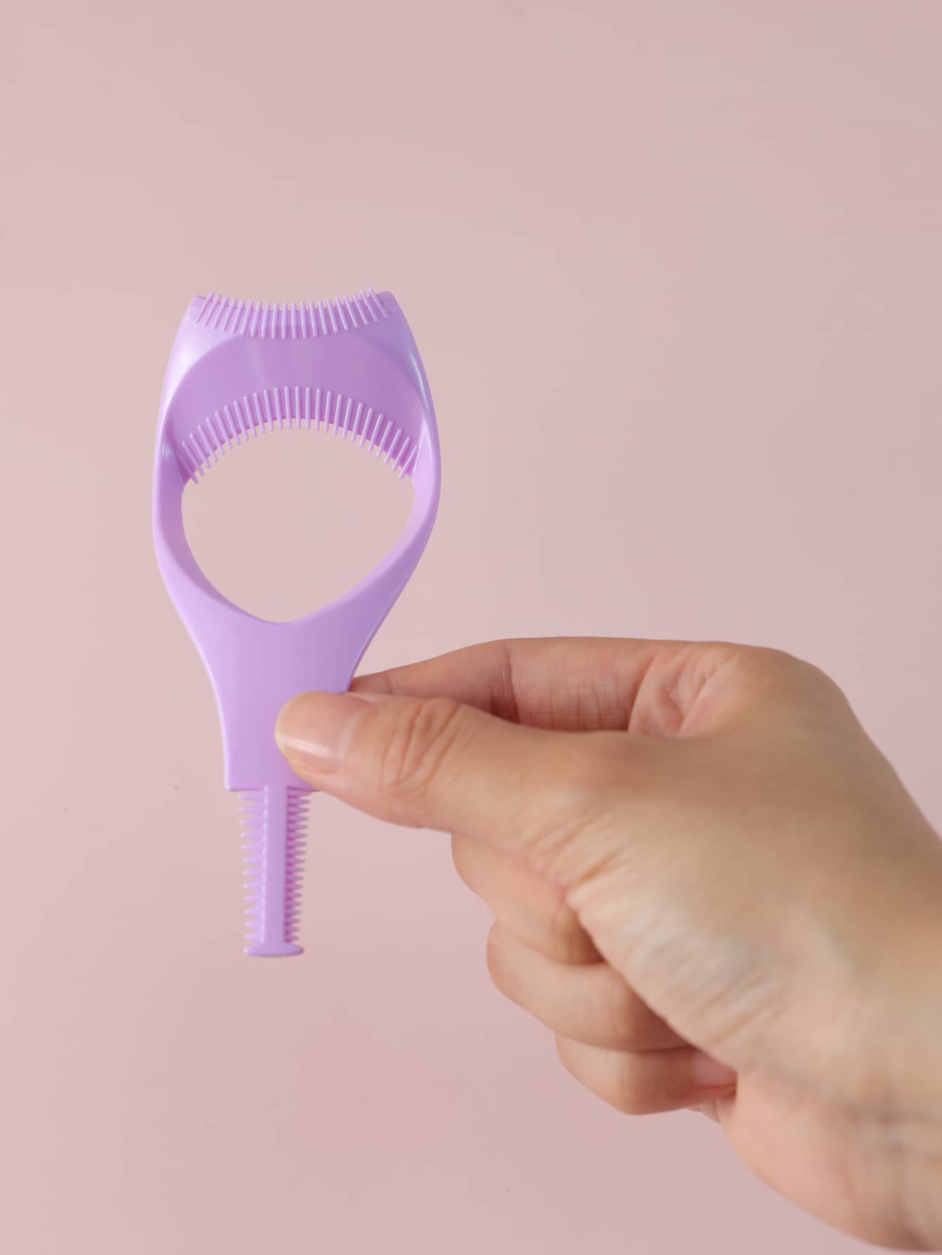 Aplicador para máscara de pestaña Morado