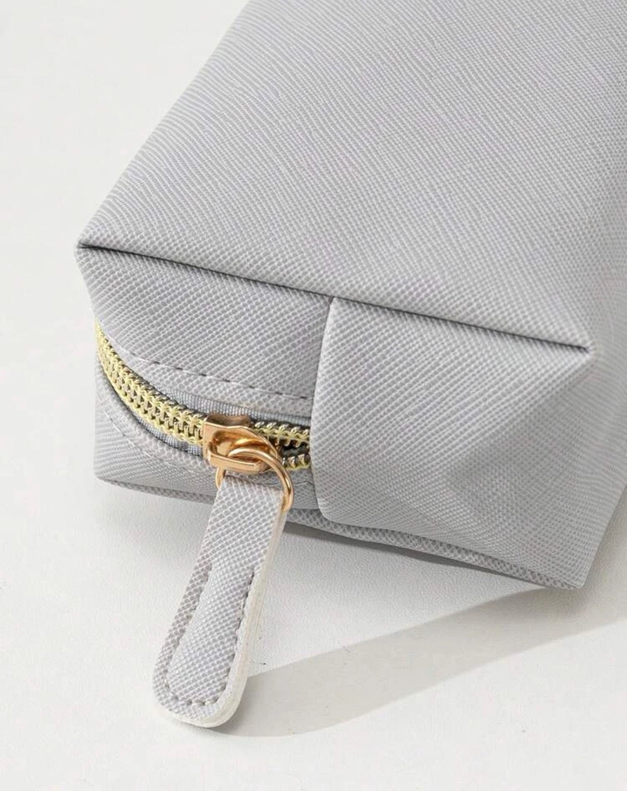 Beauty Bag - Gray