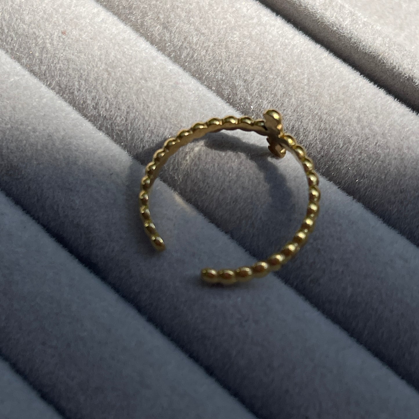 Religion ring