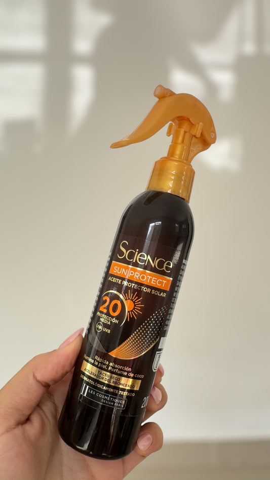 Science Les Cosmétiques aceite protector solar con SPF 20+